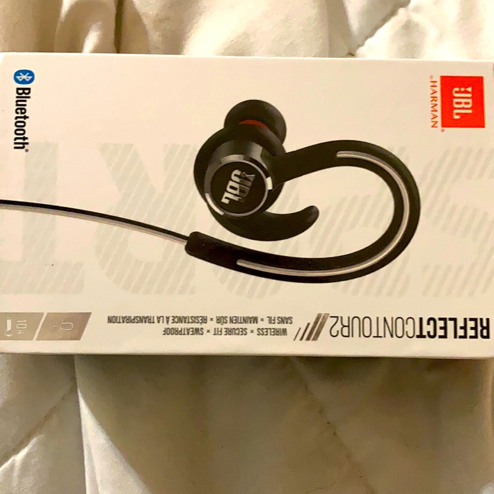 Brand new in box JBL CONTOUR